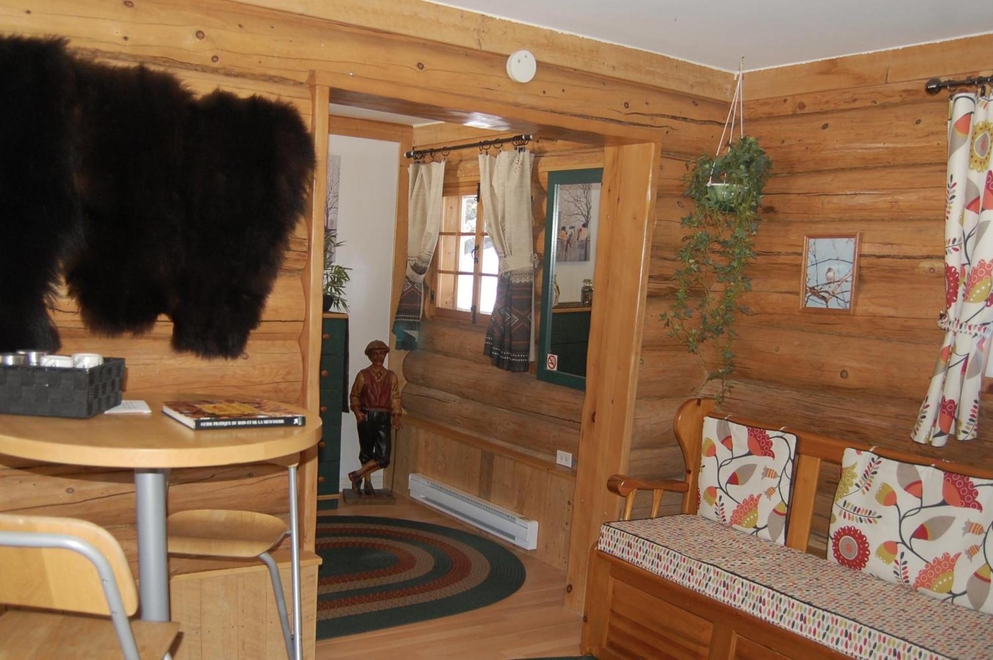 Domaine Le Bostonnais - Le Village En Bois Rond Ла-Тюк Номер фото